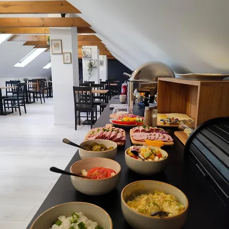 Nenufar Premium فندق 2*